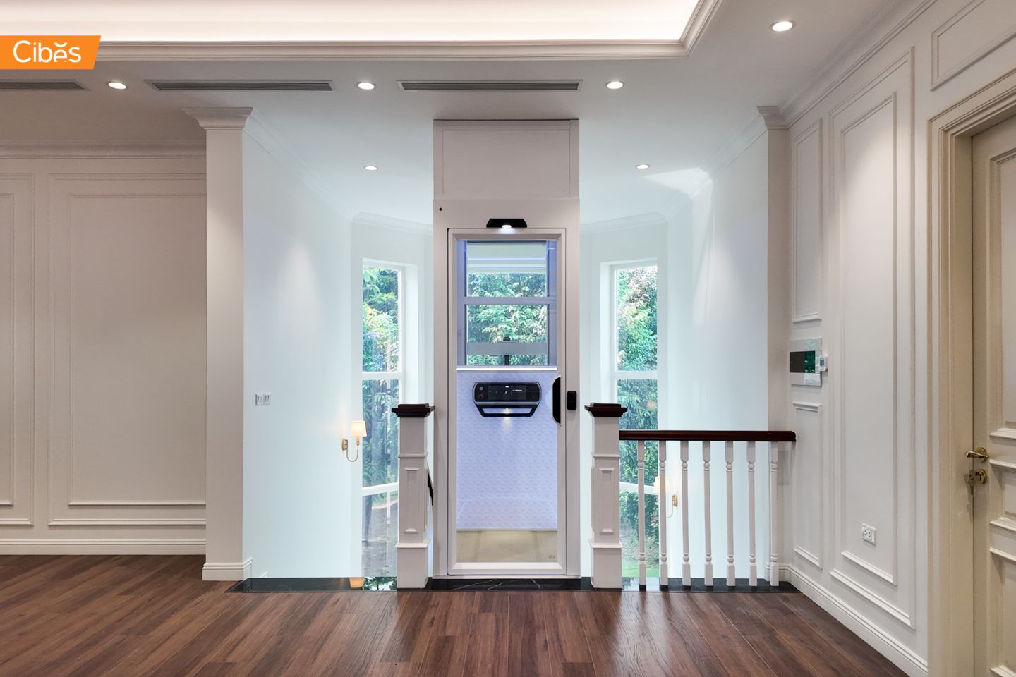 KĐT Sol Villa, Phường Cát Lái, TP HCM - Thang máy gia đinh Cibes lắp đặt giữa thang bộ trong biệt thự sang trọng4